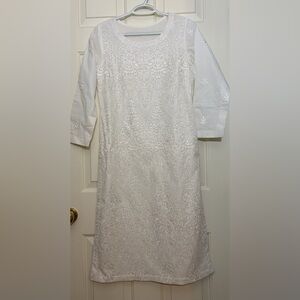 Pakistani Elegant White Embroidered Kurta/Kurti/shirt/tunic XS
